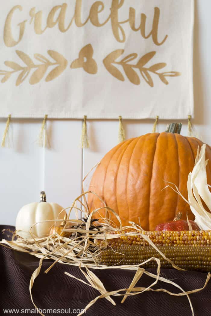 The grateful wall hanging is perfect for fall.