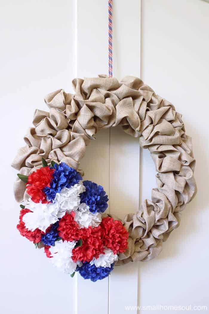 July 4th wreath is easy to update on a bubble wreath for 4th of July.