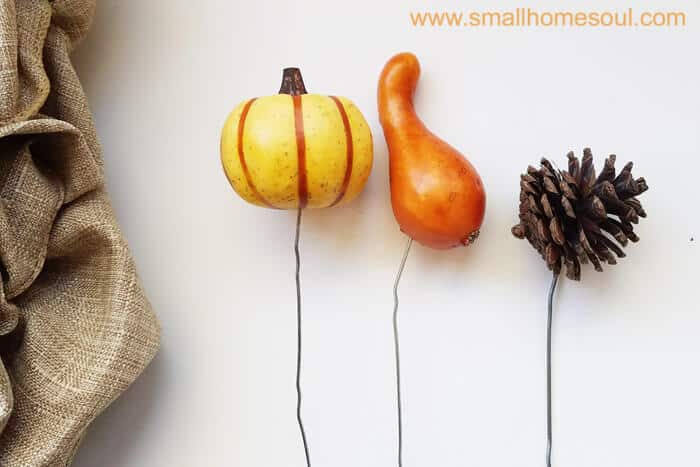 Homemade picks with paperclips to use in Fall Decor Update. Fall wreath pumpkin wreath.