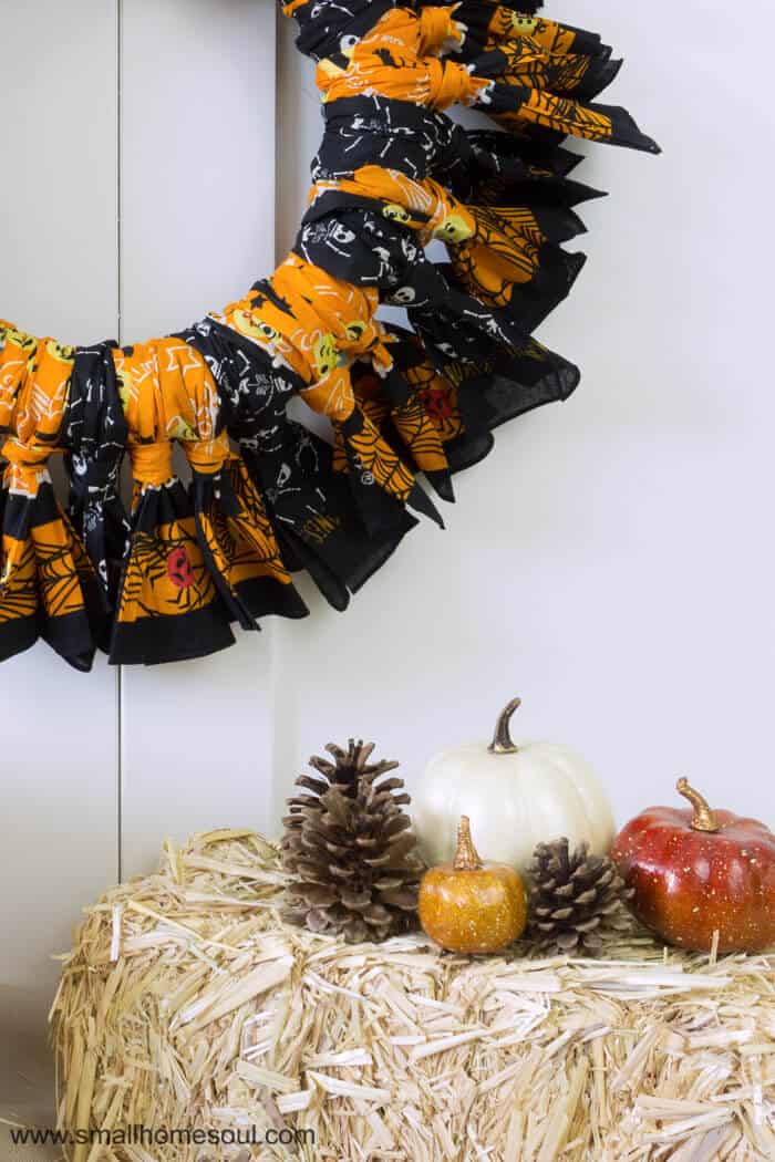 Closeup of Halloween Bandana Wreath.