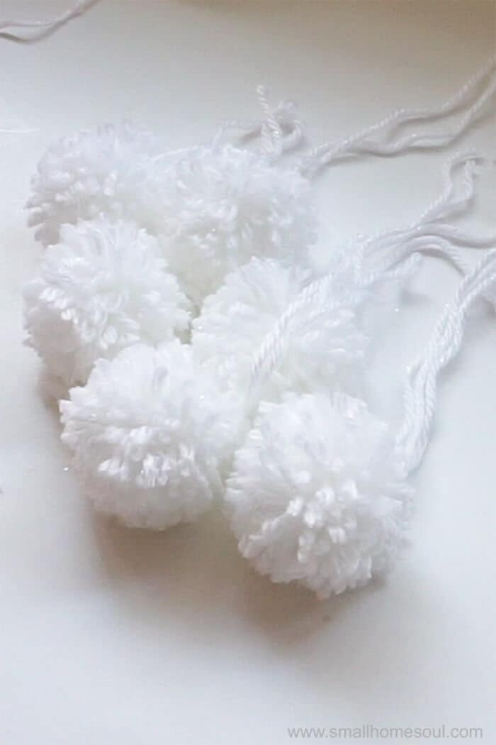 Make the Perfect Pompom Project